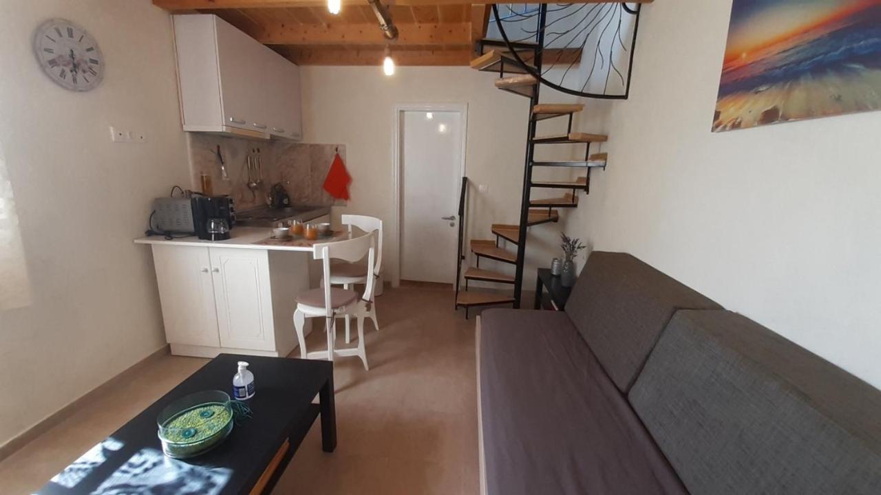 White Manolia Cottage Kato Korakiana Dış mekan fotoğraf